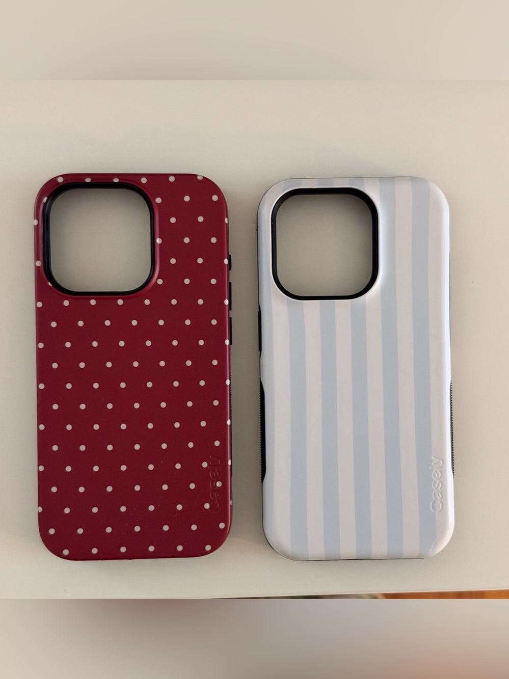 Casely Phone 15 Pro Cases Red Polka Dot & White Stripe Like New